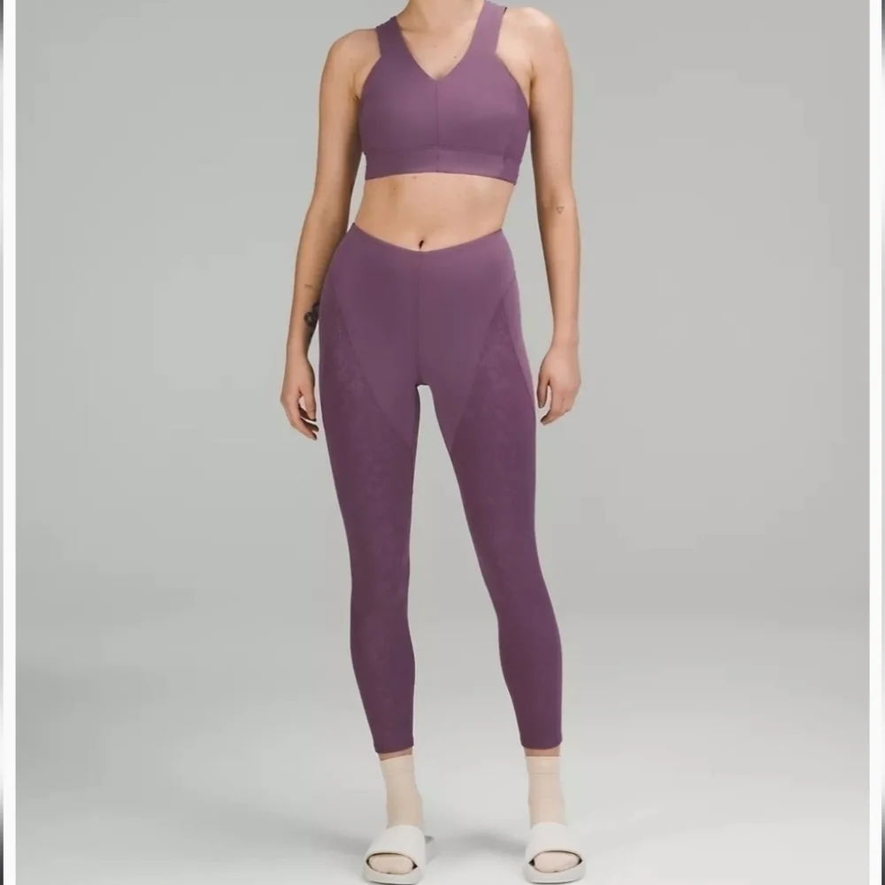 Lululemon Lab Embossed Nulu Cross-Back Yoga Bra Tracer Print Emboss Amethyst 2